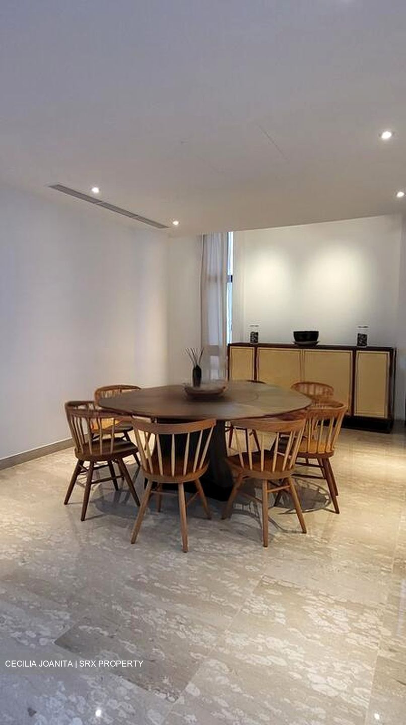 The Colonnade (D10), Condominium #461089381